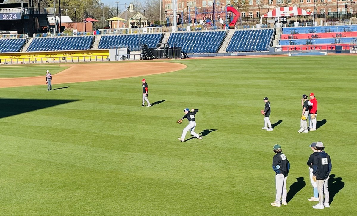 AlConklin's tweet photo. Good showing for @PConklin_10 @BaseballFactory workout @Kcannonballers Stadium. @coachpink18 @CoastRecruits @Bulldogs2025 @JohnEcreel @SmithKermit @AppBaseball @BaseballDown https://t.co/0GokBFj6XW