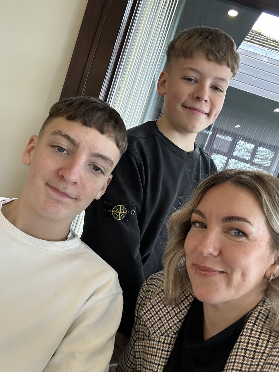dawnmaciver3's tweet photo. What’s Mothers Day without a football match!! I’m the lucky one that gets to hears these boys call me mum 🫶🏼 https://t.co/uDmURs2uzp