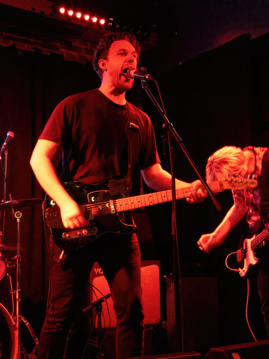 musicdotdng's tweet photo. LEFT - The Ferret, Preston - 17.03.2023
https://t.co/BrQjZAglsH (4K HDR)
https://t.co/eofQZTvf3Q (4K HDR)
#Savetheferret https://t.co/sHmvjzukrZ