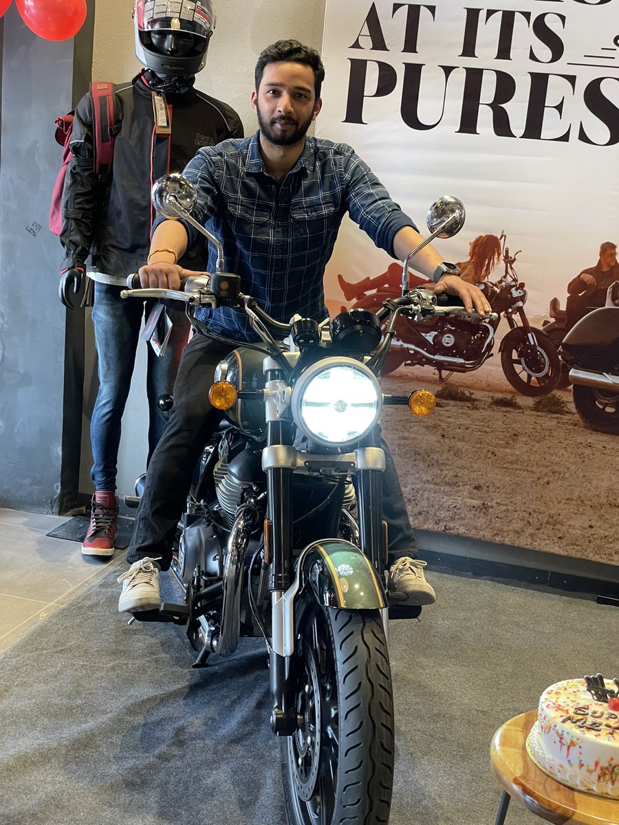 deveshthwal's tweet photo. Thank you @royalenfield for delivering new super meteor 650 #meteor650 #supermeteor 
Chaudhary Automobiles Khatime https://t.co/X3XgYlqNvh