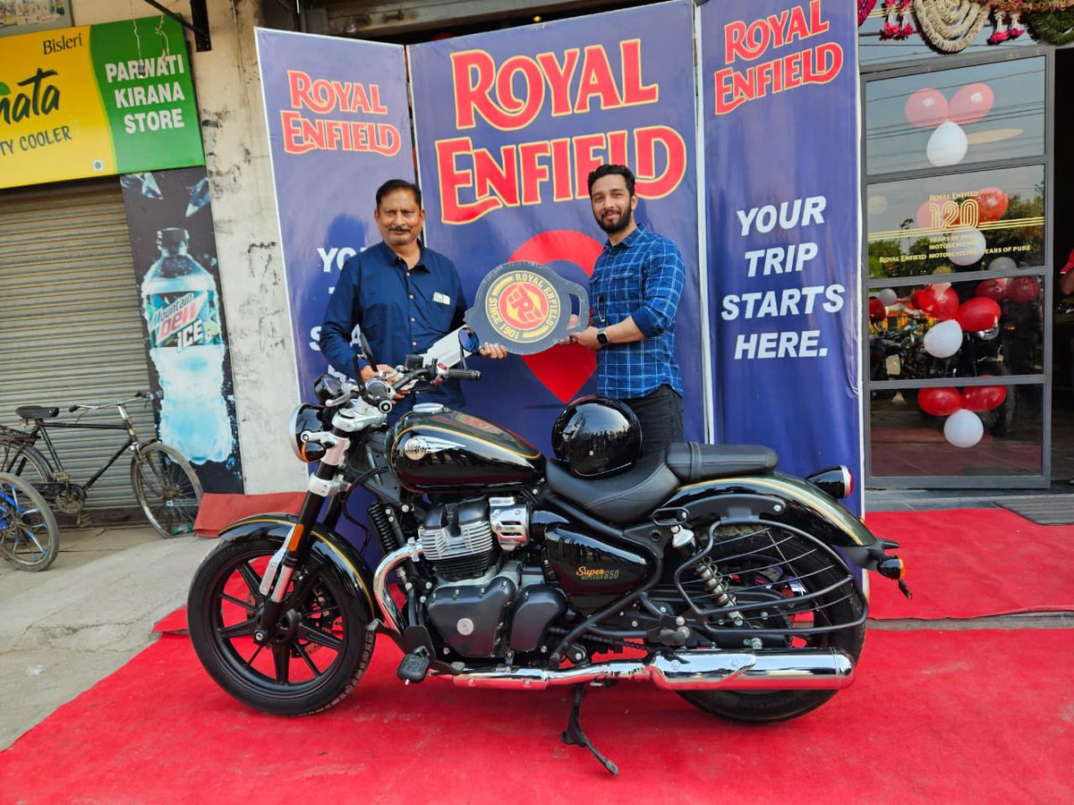 deveshthwal's tweet photo. Thank you @royalenfield for delivering new super meteor 650 #meteor650 #supermeteor 
Chaudhary Automobiles Khatime https://t.co/X3XgYlqNvh