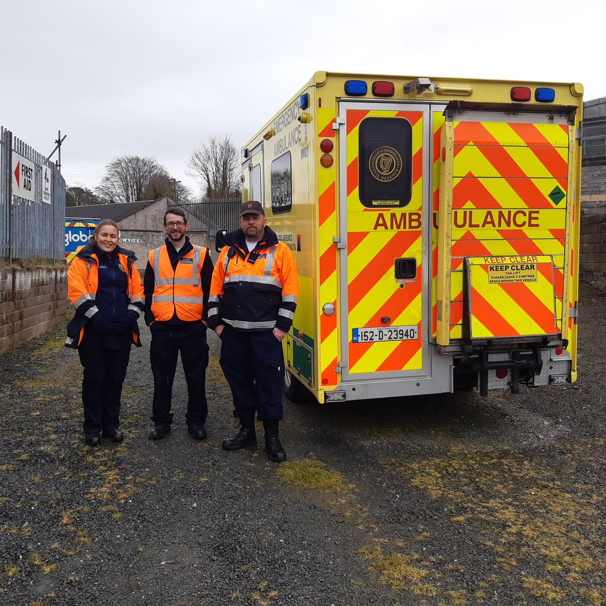 Mon Civil Defence tweet media