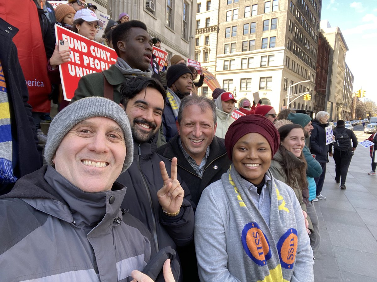 Harvey Epstein tweet media