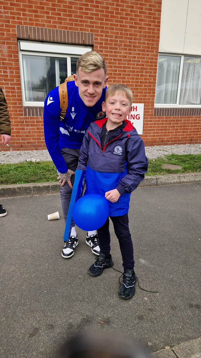 💙💙 <a href="/SamSzmodics/">Sam Szmodics</a>
