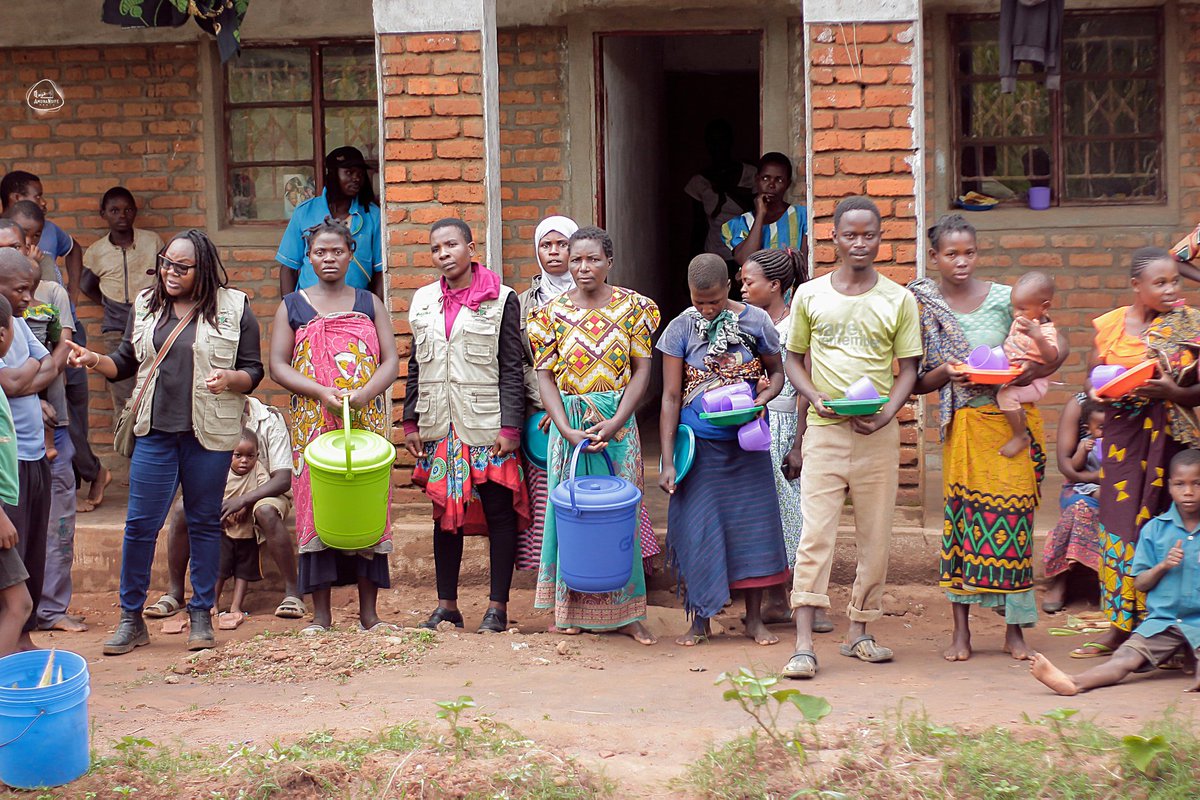 TAC-MAZ Sustainable Ventures (@tacmaz) on Twitter photo In another community we supported the survivors with just a few items that we could manage. Our women farmers are in dire need
#CycloneFreddy In another community we supported the survivors with just a few items that we could manage. Our women farmers are in dire need
#CycloneFreddy