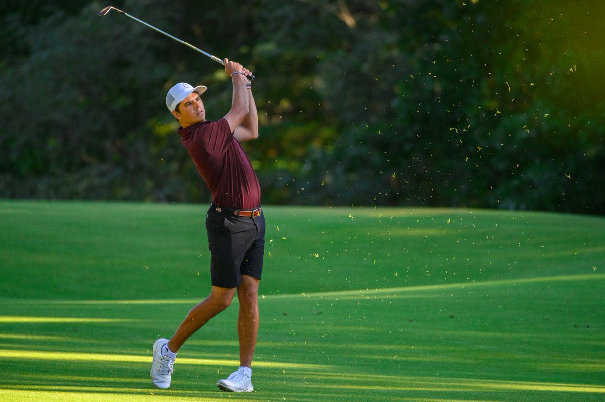 HailStateMG's tweet photo. Peanut adds his 𝑻𝑯𝑰𝑹𝑫 pair of back-to-back birdies in the tournament on 3 and 4!

4⃣ Golf Dawgs sit in the top 15 through 6

#HailState🐶 https://t.co/k5OnRbkybk