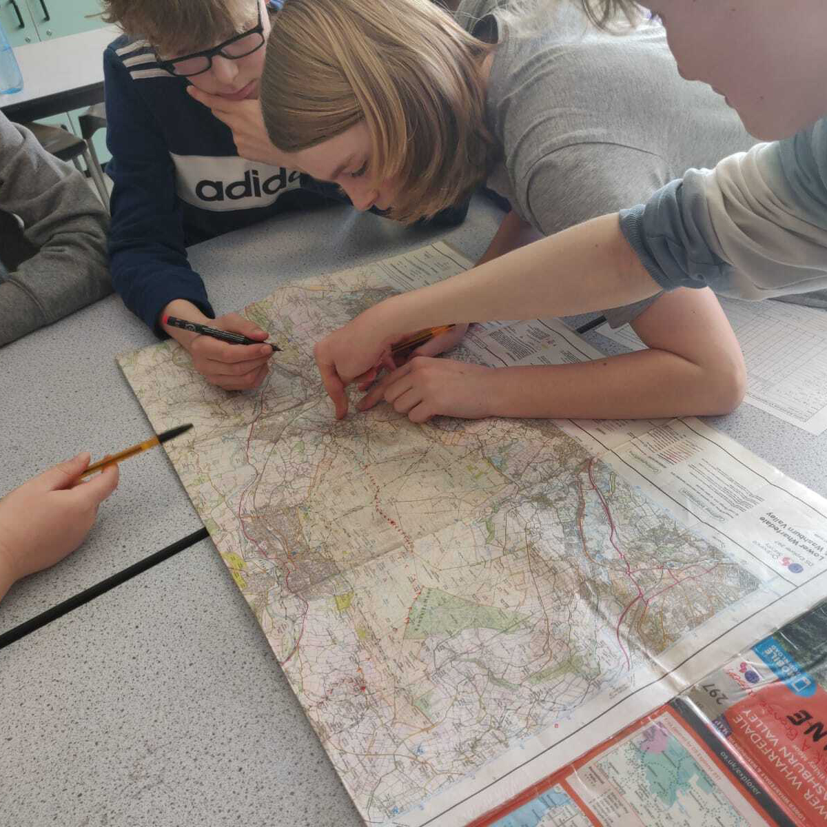 LupineAdventure's tweet photo. A selection of photos from our in-school training with at Prince Henrys's Grammar School in Otley this weekend
@PHGSDuke @DofE @DofENorth #LupineDofE #DofETraining #Otley @PrinceHenrysGS https://t.co/48Dd7X10lM