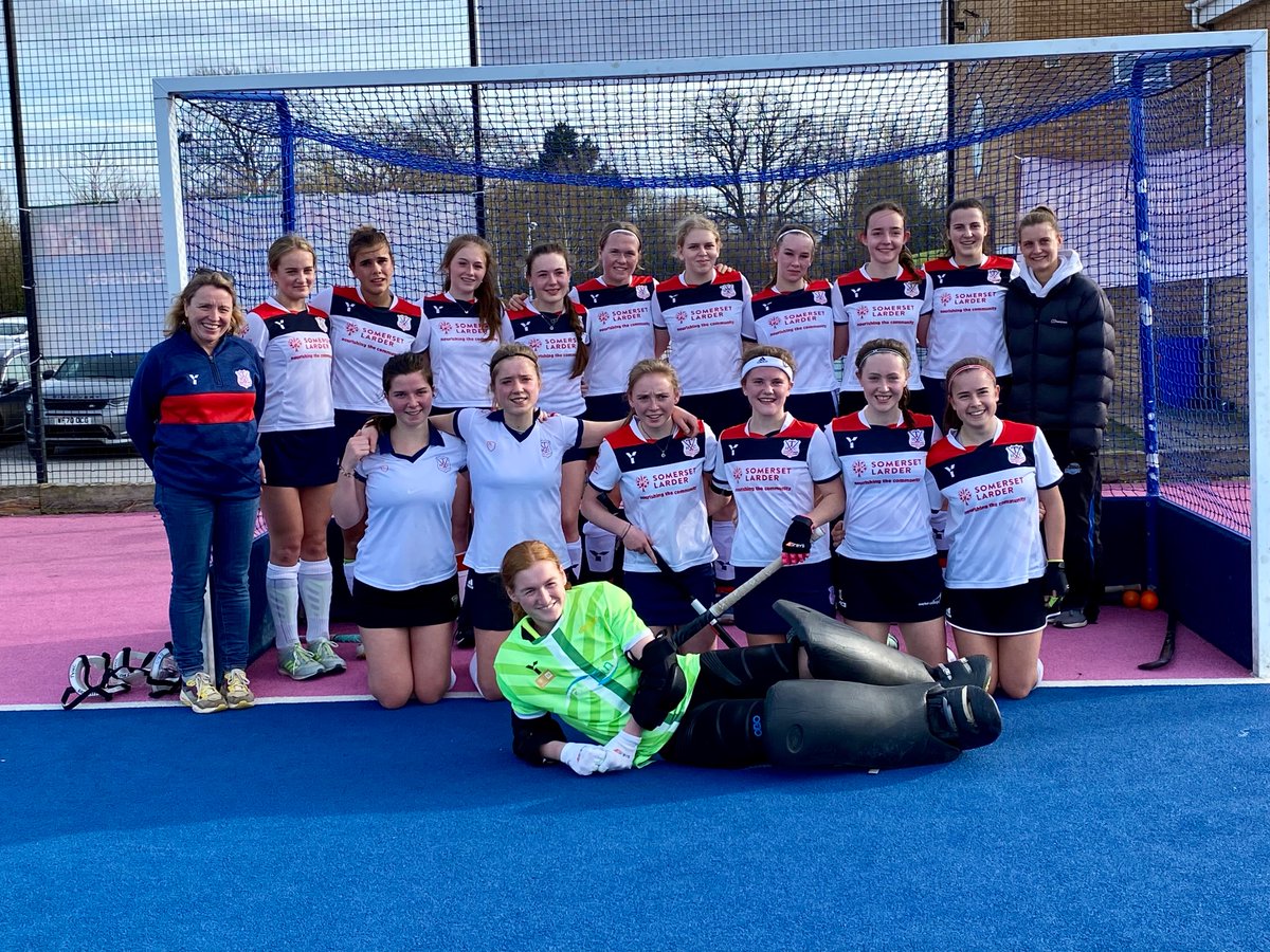 TauntonValeHC's tweet photo. Our U18 girls were in the semi final of the plate today and played some brilliant hockey but lost out to a strong Olton side who made the most of their breakaways.  Fantastic achievement to get this far - well done girls! https://t.co/7aV8HCw7N7