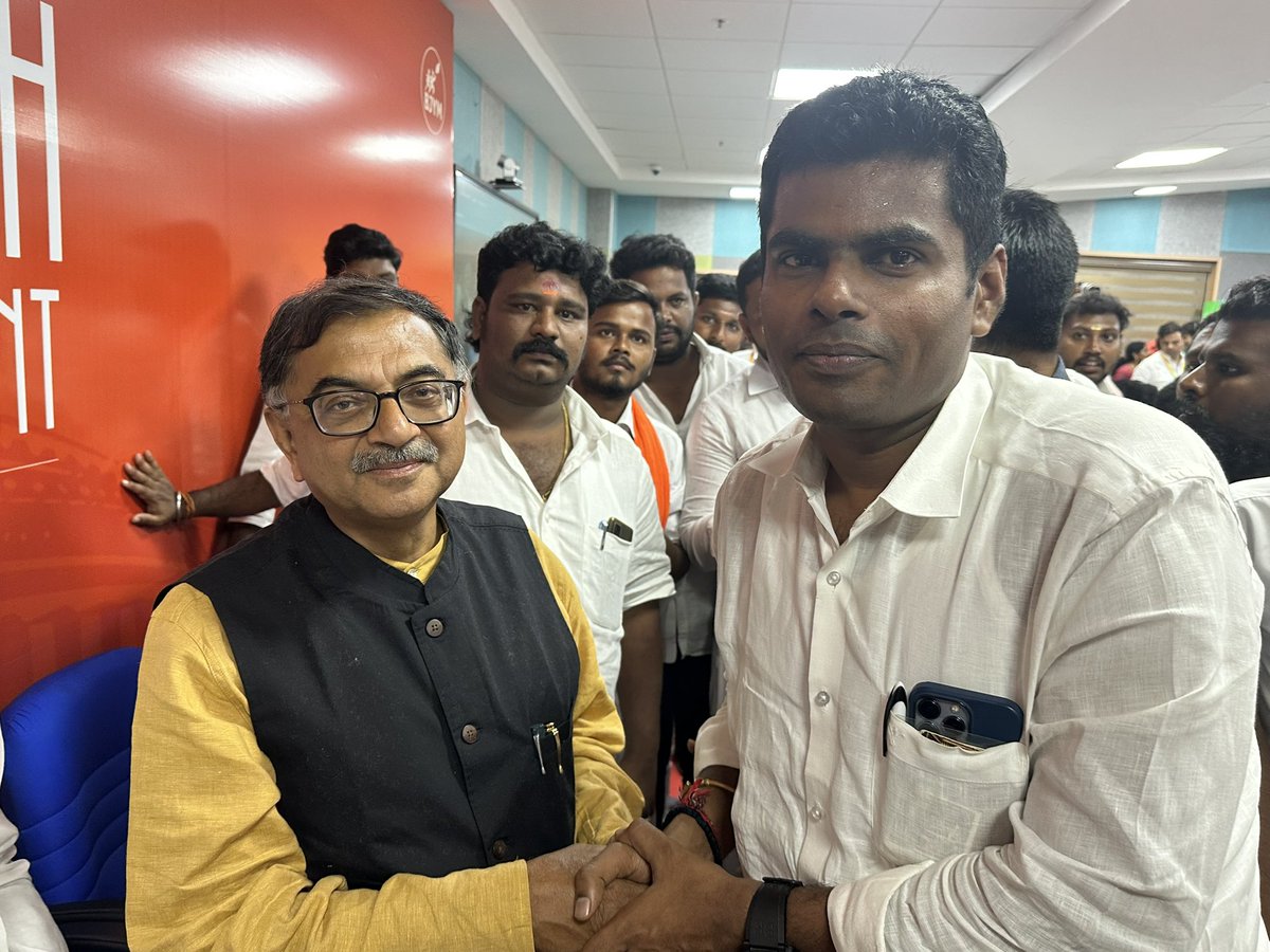Tarunvijay tweet picture