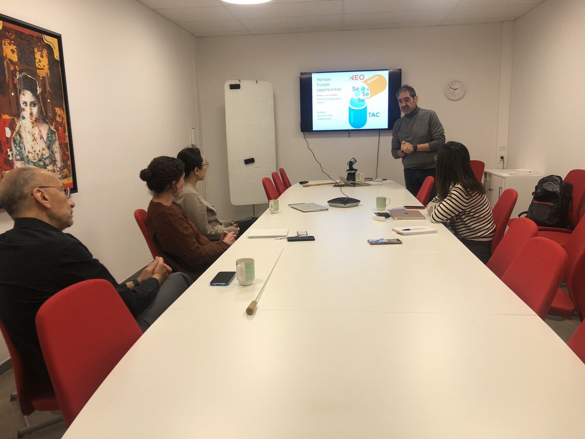 NEOSETAC_info's tweet photo. "Exciting to see the training stakeholder strategy and mapping by Leonardo Piccinetti from Redinn during his secondment at the Karolinska Institute. #Neosetac #StakeholderStrategy #KarolinskaInstitute" https://t.co/MUC4mb84pH