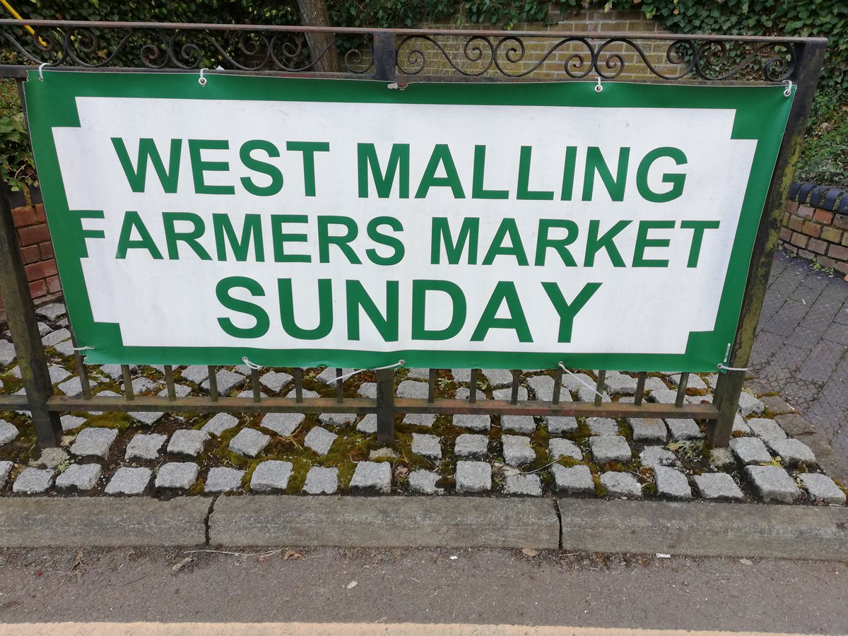BannermanMr's tweet image. Just put the banners up for next Sundays Farmers Market