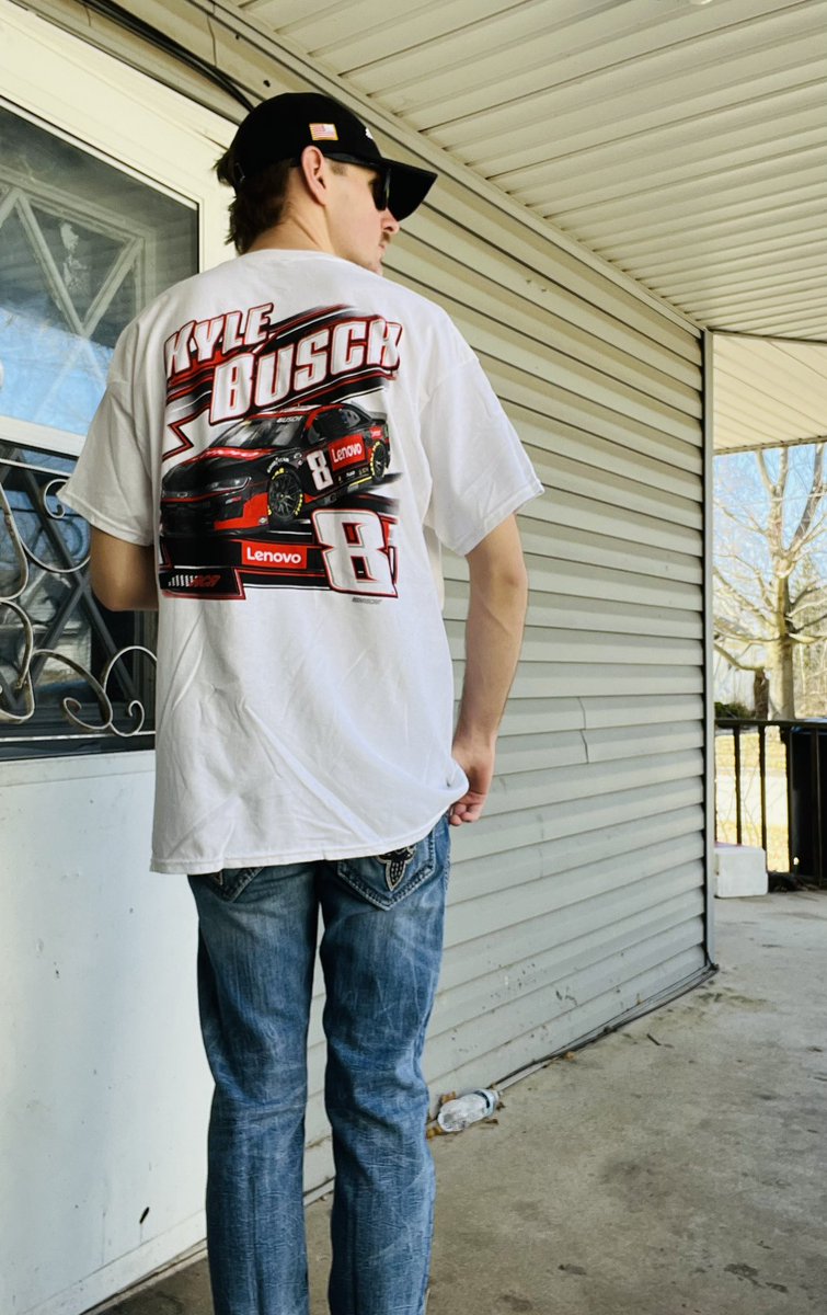 Gavin_Ottarski's tweet photo. 💉🩸🩸 Spicy 🌶️ Asf! All set and ready for #TheKBShow! 8️⃣🏁 #RowdyNation @KyleBusch @RCRracing @Lenovo https://t.co/vLrdQAkvr4