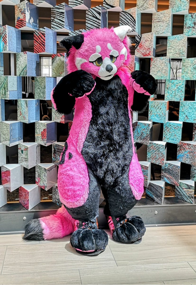 ShagpokeStudios's tweet photo. Pink baby at #tff2023 https://t.co/SE2iYWkjHF