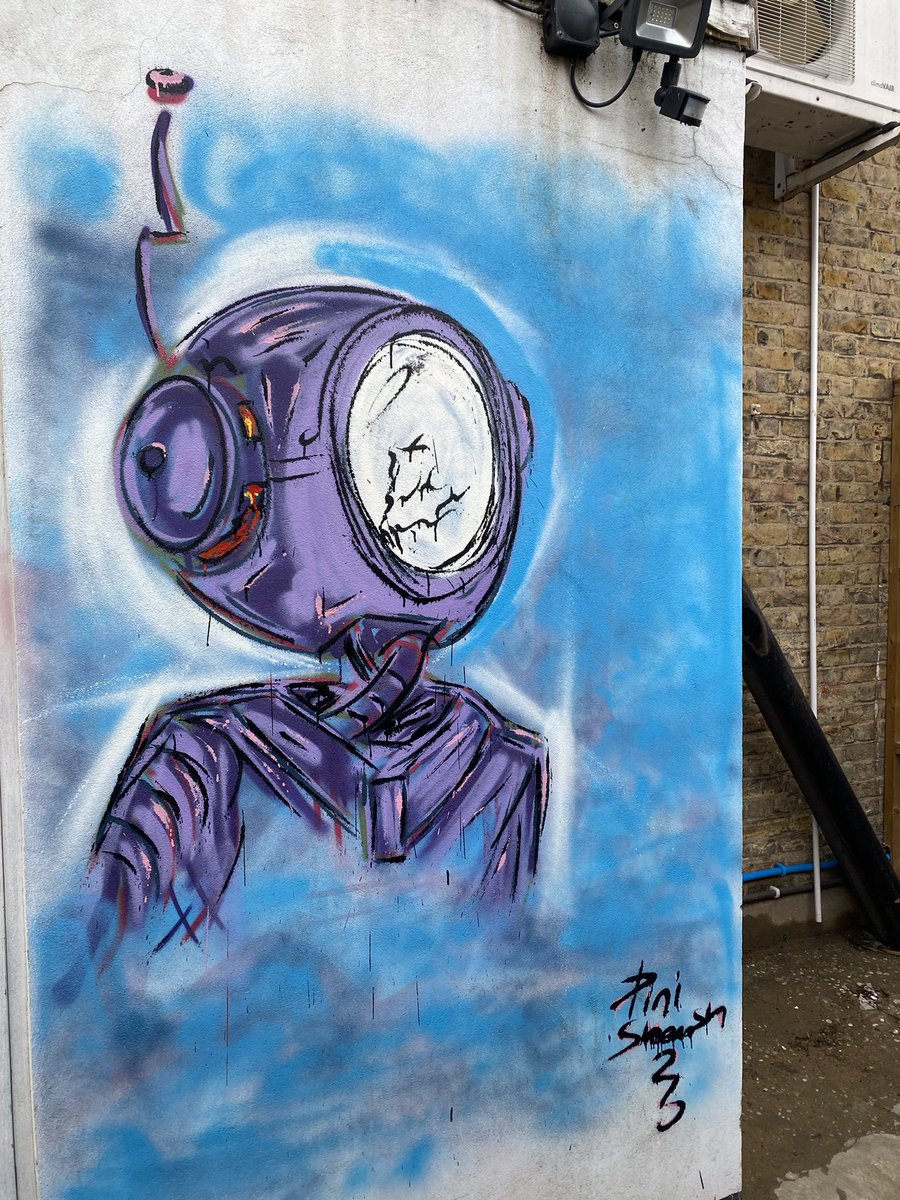 PiniShemesh's tweet photo. #StreetArt #graffitiart #1000words https://t.co/uGcvJTCjtd