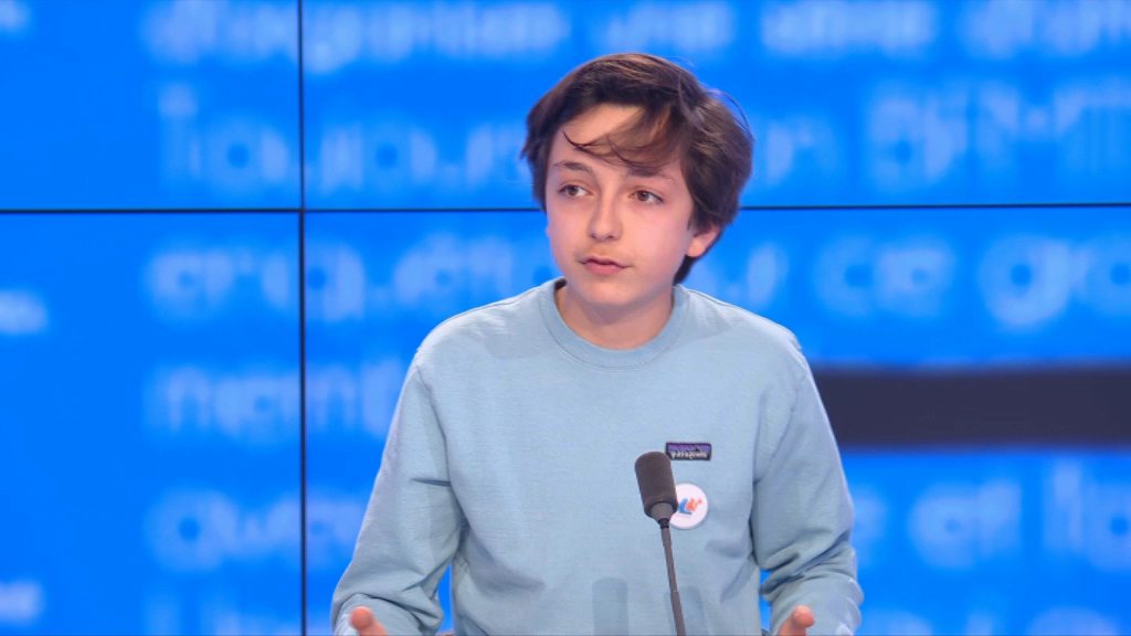 BFMTV's tweet photo. 🔴 EN DIRECT
Retraites: pour Manès Nadel, c'est le gouvernement qui organise "le chaos aujourd'hui"
https://t.co/kAqTFdGY5B https://t.co/tRvX37wIKA