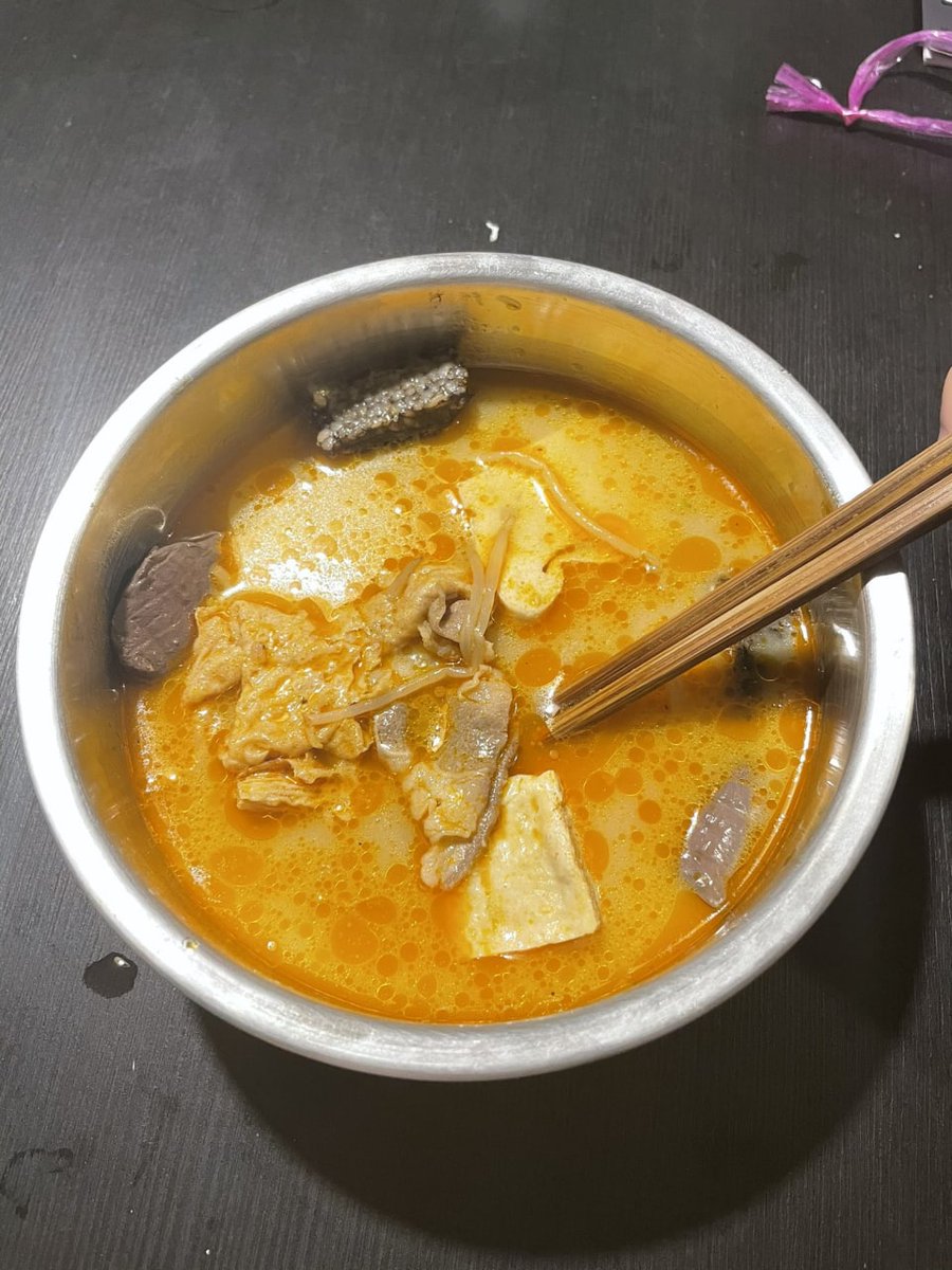 半夜餓了
起床自己煮夜宵
#心裏想着要是有人願意幫我煮就好了XD https://t.co/iKEtHBWQDy