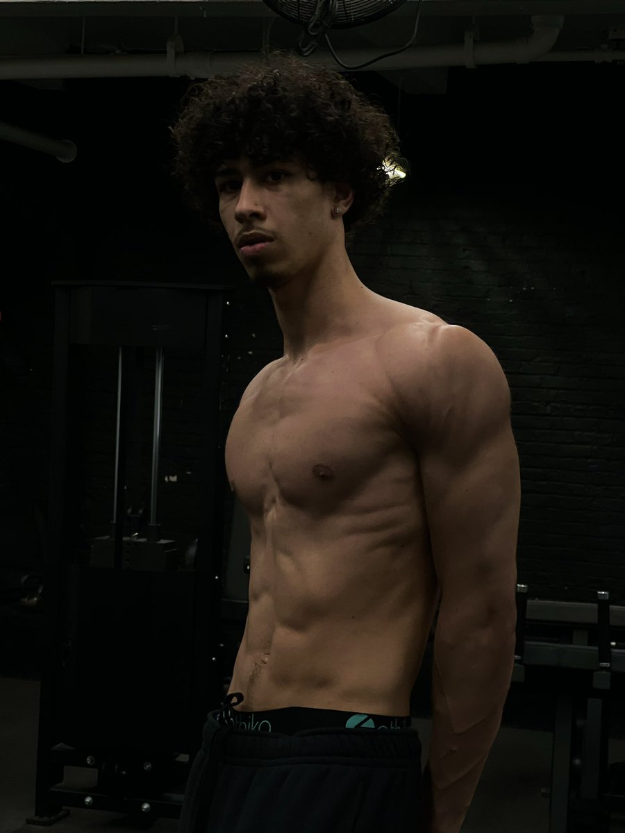 Elijah Rivera on Twitter: "anime body coming soon"