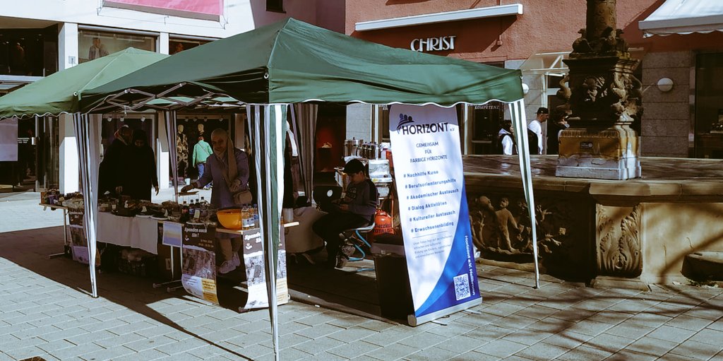 Der Wohltätigkeitsverkauf von Horizont e.V. wurde für Erdbebenopfer in der Türkei organisiert.  Die gesammelte Hilfe wird den Erdbebenopfern in der Türkei und in Syrien gespendet.  Vielen Dank an unsere Mitglieder und alle Spendern die sich an dieser Aktion beteiligt haben.