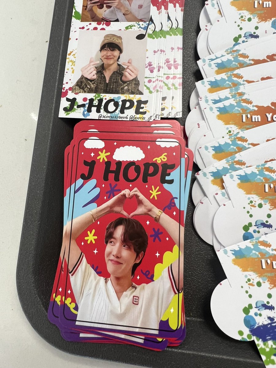 hala0705's tweet photo. Loved the cupsleeves I got from @MeonjiShop for my Jhope event! They came out so cute and I loved the PCs and Photostrips! Very communicative during the whole process, highly recommend purchasing from them https://t.co/xCYsfMyW0l