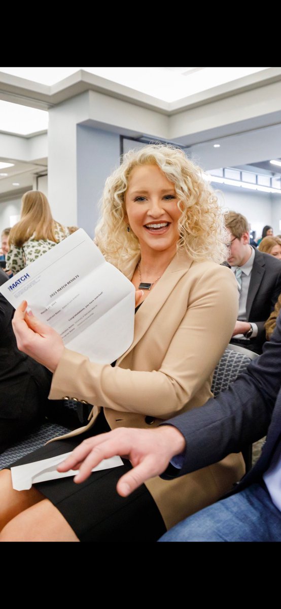 RebeccaA1315's tweet photo. Thrilled to start the journey as an Obstetrician and Gynecologist at Nebraska! @UNMCCOM @unmc @unmc_success #iAMAmatch #MatchDay2023 #MatchDay #Match2023 #OBGYNmatch2023 https://t.co/5UhwgBqZXI