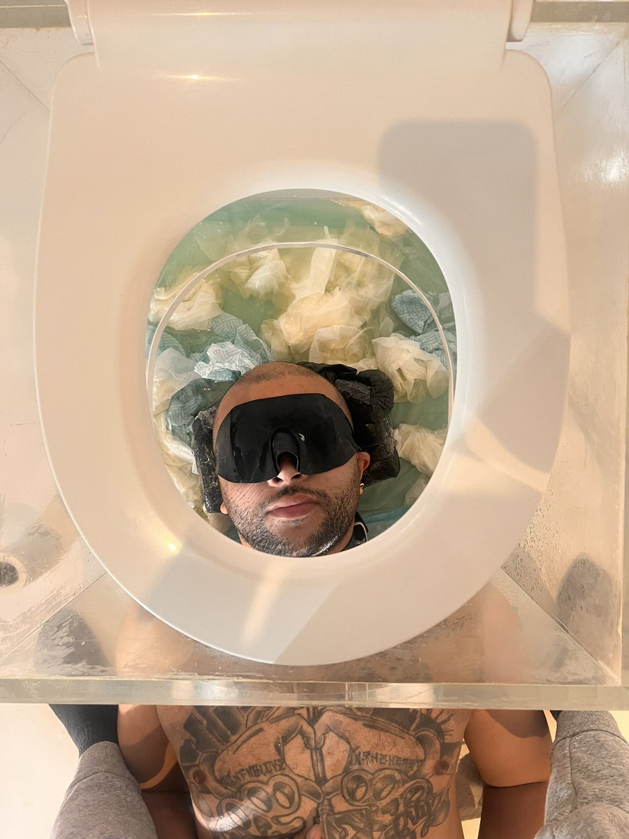 Before/After 

Friday <a href="/themissgold/">Mistress Skyla Gold</a> installed me as a toilet for a number of people to use while I remained blindfolded and caged.