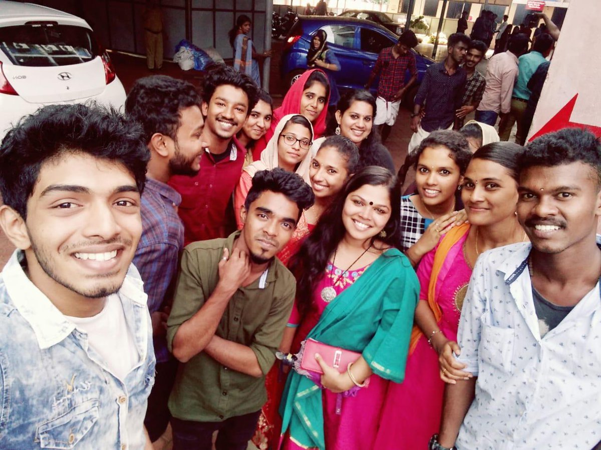 ItsmeAmalprasad's tweet image. 6 വർഷങ്ങൾ മുന്നോട്ട് പോയി..... 2017 ലെ ഒരു ചിത്രം❤️
#friendshipforever #goodmemeories #missingdays #SchoolLife
