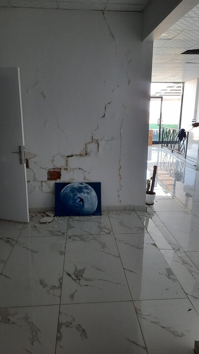 #depremzededişhekimleri senetleri ödenmeyi bekliyor,  2 yık ödemesiz düşük faizli kredi ŞART !!!