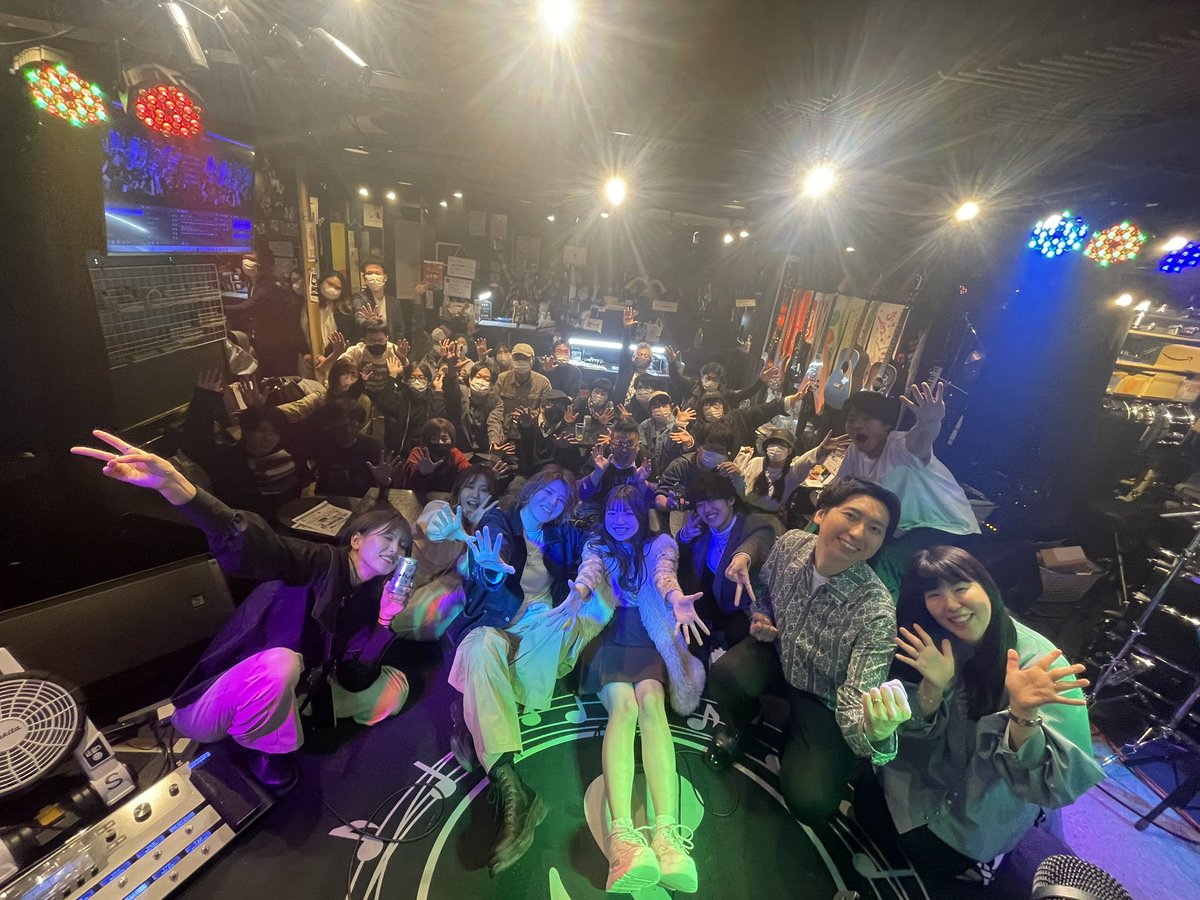 LAPHROIGLENN's tweet photo. 🌟3/19(日)心斎橋Balls8🌟
Just Walk In The Park
〜なるようになる〜

ワンマン前最後のライブイベント🔥

まじで楽しい夜だった！！！！
全部が最高だった��
ほんとにありがとーーー！！！！

次はワンマンだーーーーーーっ🤟
絶対来てくれーーっ！
https://t.co/VlO5SJe1z9

#JWIP
#ラフグレ https://t.co/n1W1I6Mmvs