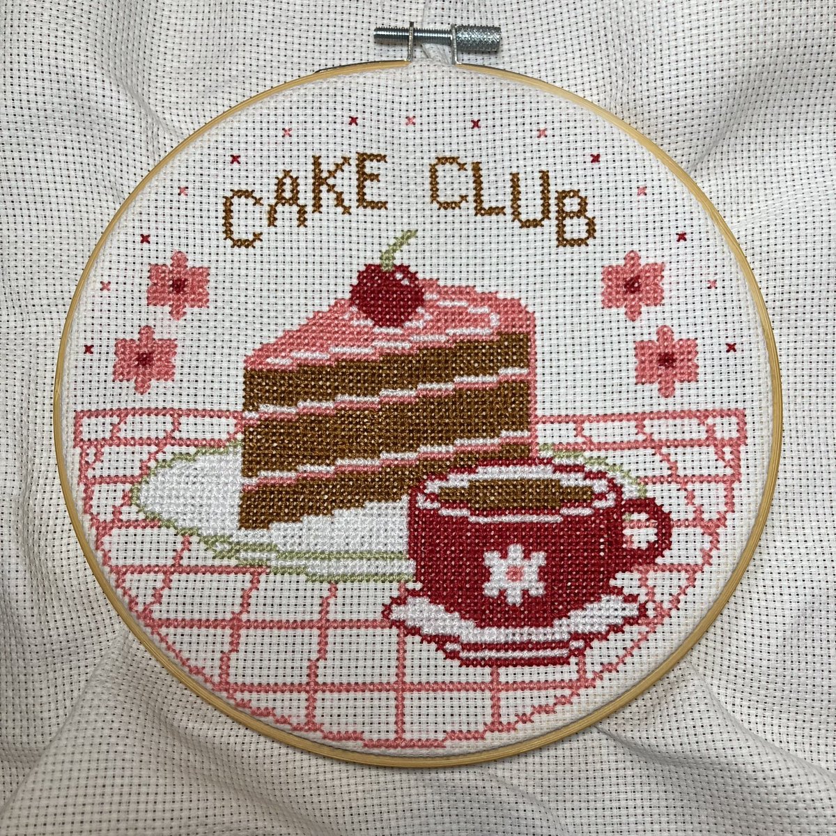 #cake #crossstitch

who else is in the #cakeclub