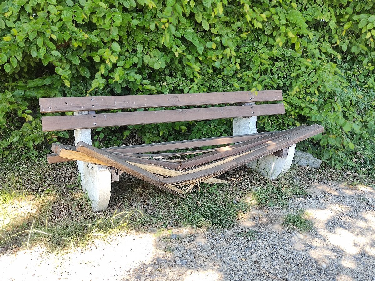 MarcoHamGer's tweet image. Die erste deutsche Bank ist schon zusammengebrochen: