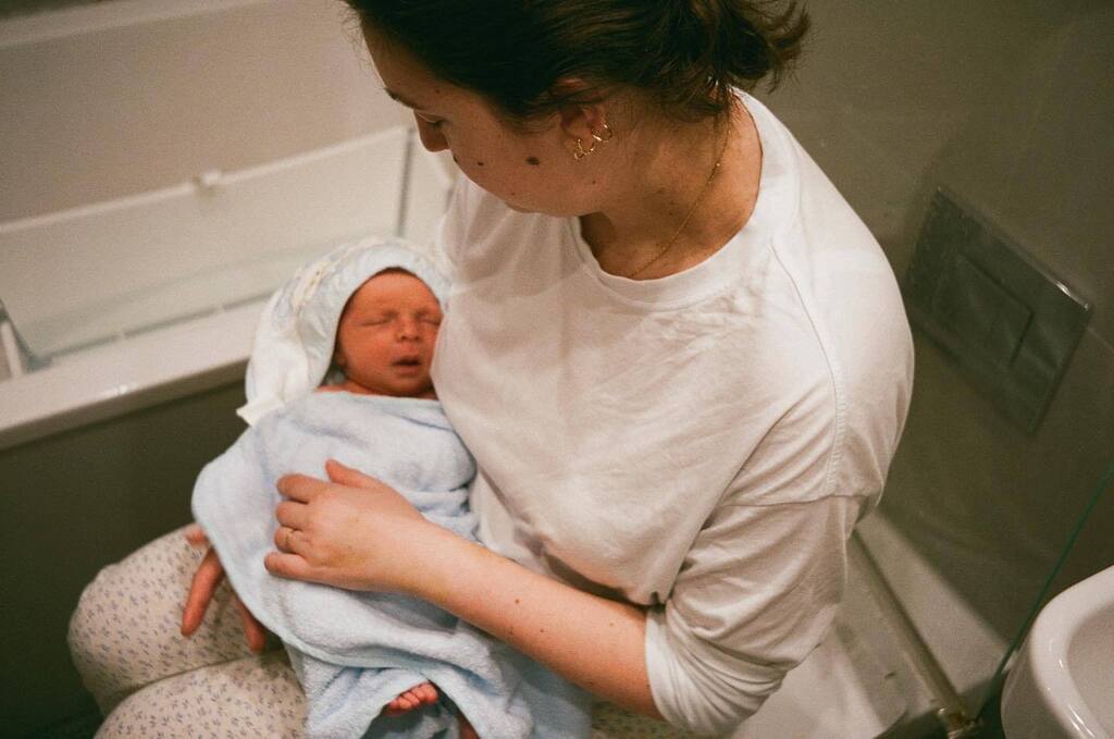 dimarmoni's tweet photo. Per sempre fiera di essere la tua mamma ✨ Auguri a tutte le mamme che conosco e non 🌼 https://t.co/ipgIizSY02 https://t.co/YcNCHgODjx