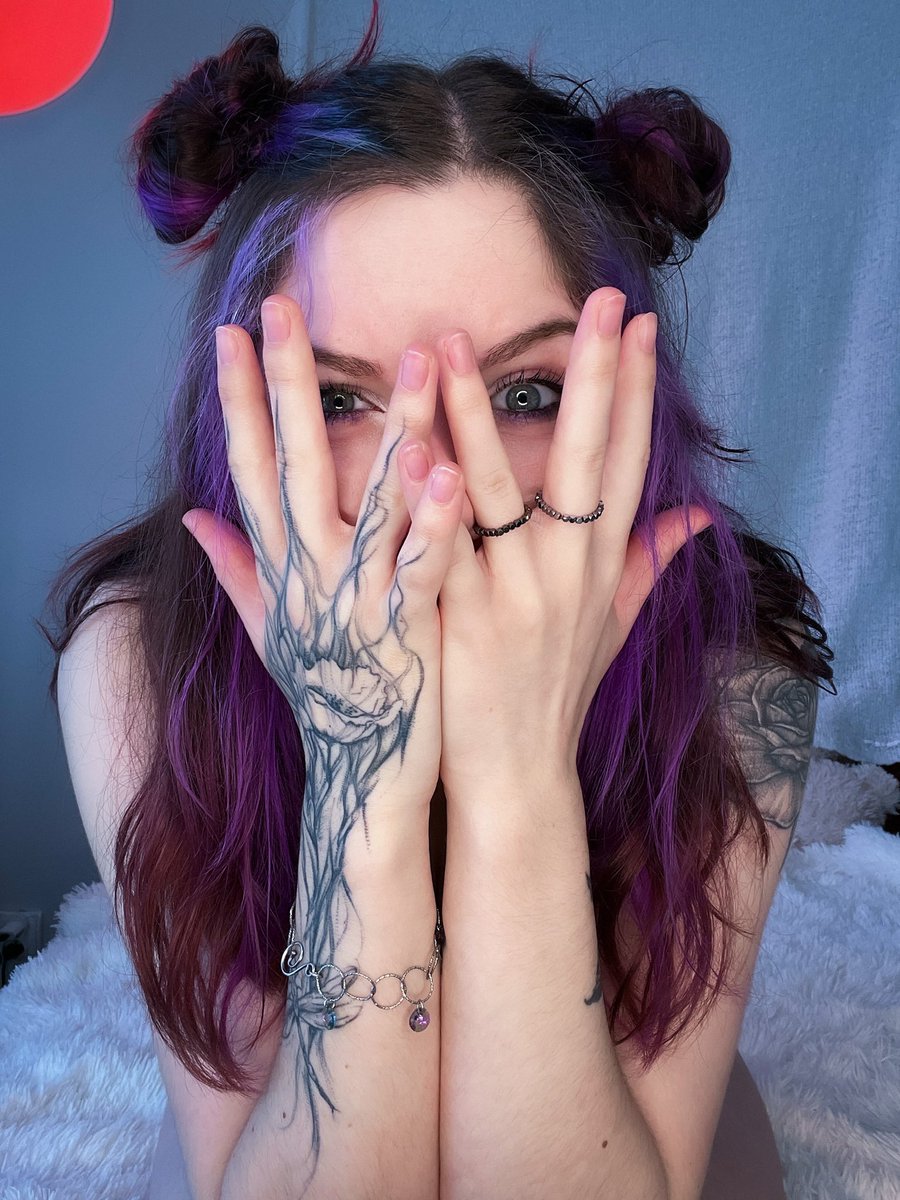 _LunaFern_'s tweet photo. Scary rawr https://t.co/H9XZilivR2