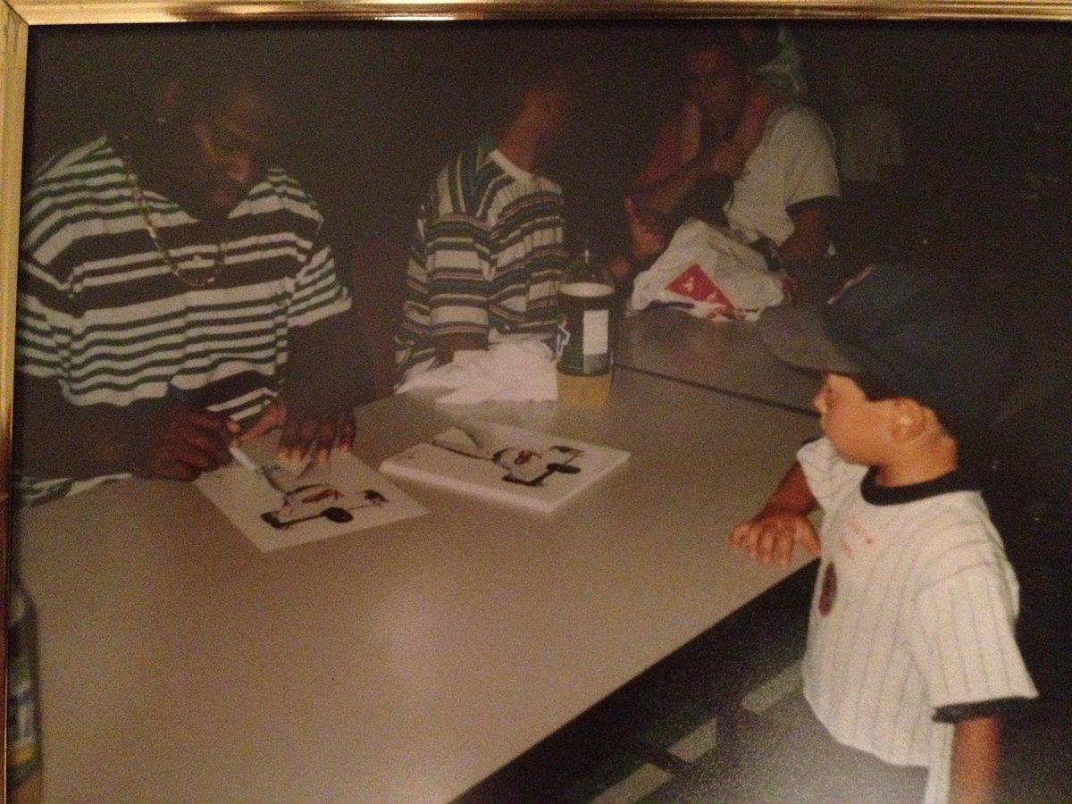 _JSAL's tweet photo. @Jared_Carrabis This picture of me meeting Mo Vaughn when I was like 6. #hitdog https://t.co/o9SJxHJkqp
