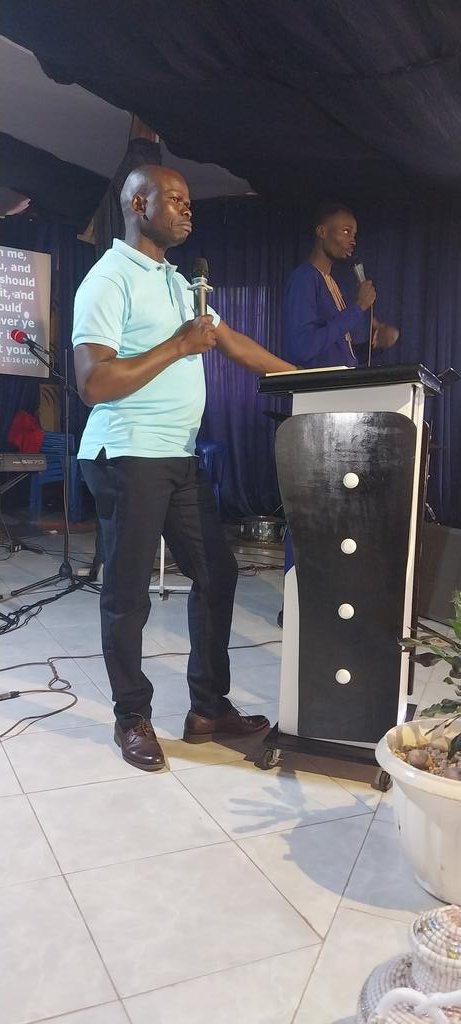 Kyebaptistch's tweet photo. Pastor Samuel Davis Hiire spoke on the theme of" A Spirit of Excellence", with the key scriptures from Daniel 6:3, Colossians 3: 23 and John 15:16.# Sunday Sermon #Kyebando Baptist Church # Building on the rock https://t.co/bBVoGCzxGc