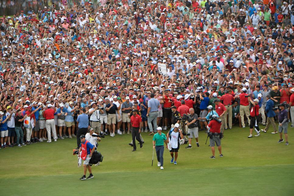 Fake Poulter tweet media