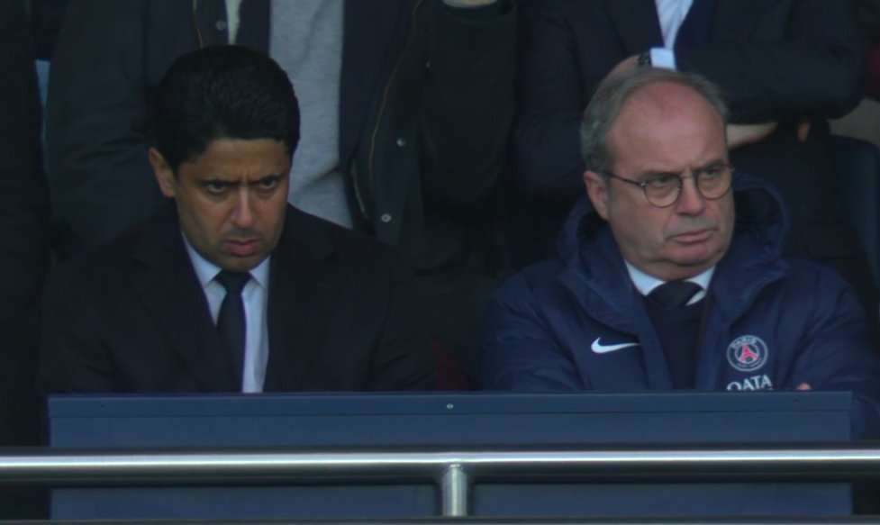 psgcommunity_'s tweet image. Wouaaah le regard noir de Nasser... Campos et Galtier vont sauter avant la fin du match là 😳