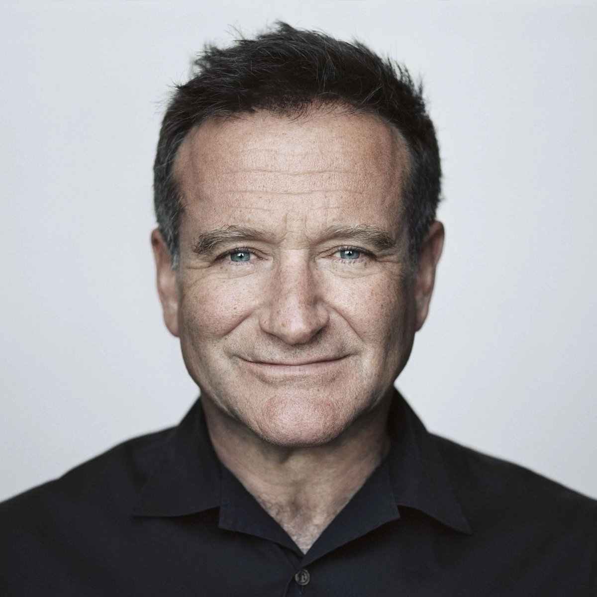 DrMoneyTrees's tweet photo. Can’t pick Mrs. Doubtfire, favorite Robin Williams movie? https://t.co/Mk8iWRzgG4