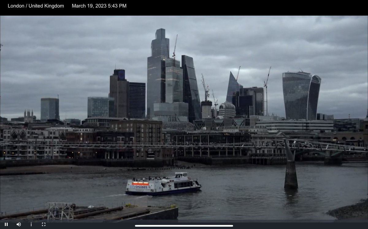 TheSnowDreamer's tweet image. Looking outside now more in line with winter. But a week from now sees arrival of British Summer Time #springfoward