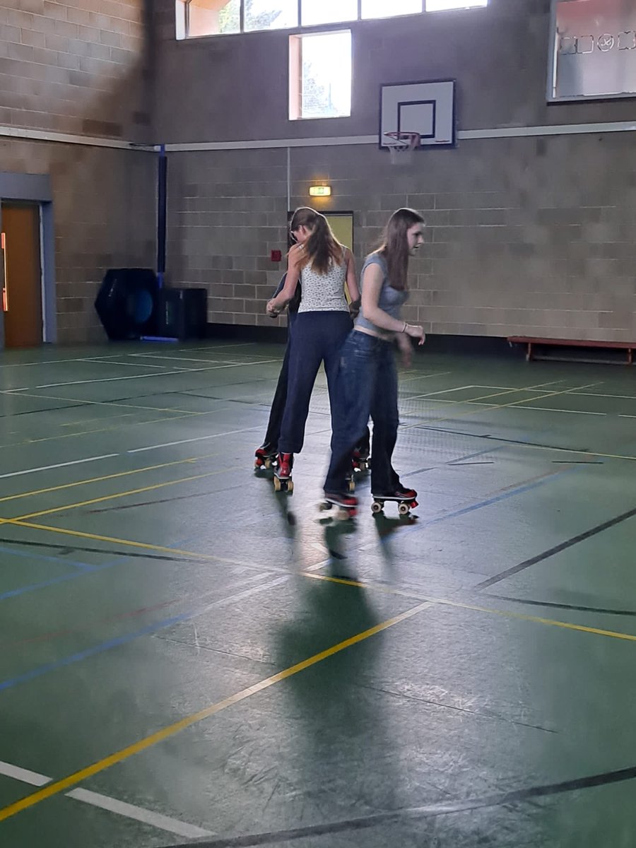 SG_AEast's tweet photo. Roller disco pictures ⁦@SherborneGirls⁩ https://t.co/zv6YmZKh3g
