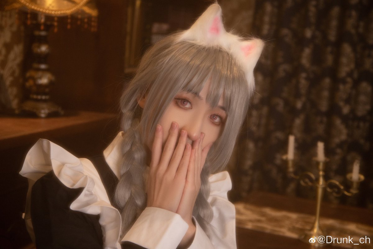 CDHuntersFacts's tweet photo. Lengsa has shared 9 photos from his catgirl maid photoshoot. 

3 out of Hangzhou’s 6 players have done crossdressing cosplays (Guxue, Shy, Lengsa). https://t.co/rpSu9vwYVS