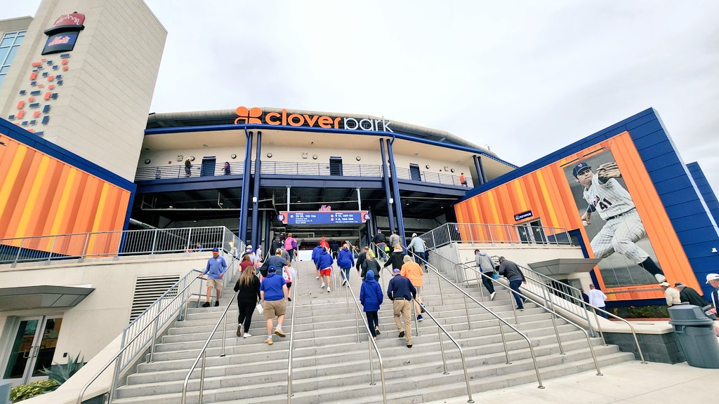 ADsXe's tweet image. #SpringTraining2023 @Mets @Cardinals . This is the absolute greatest. I love baseball ⚾️.  Can&apos;t believe it&apos;s taken me this long to get to spring training.