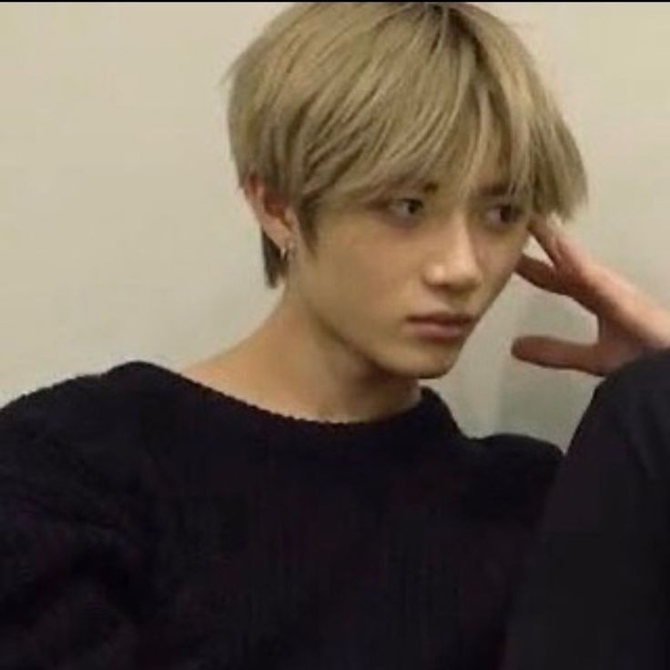 yjunstuffj's tweet image. E para piorar eu ainda falei "eu nunca vou gostar desse grupo" paguei a língua porque quando eu escutei a música parece que aquela música grudou na minha cabeça mas só que para explicar mais ainda eu resolvi implicar logo com quem com o beomgyu