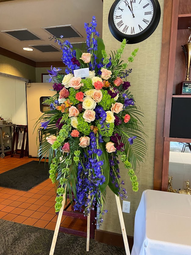 Let's take a moment to remember the ones who hold a special place in our hearts, cherishing their memories with these beautiful floral tributes. Join us in honoring their legacy with every petal and bloom. 🌸💕 #FloralTributes #CherishingMemories #HonoringLegacies