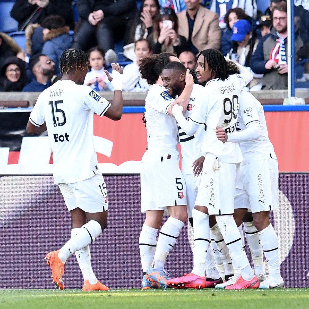 Le Stade Rennais a gagné ses deux confrontations face au PSG cette saison en Ligue 1. ❤️🖤💪

Match aller : ✅ Victoire 1-0

Match retour : ✅ Victoire 2-0
