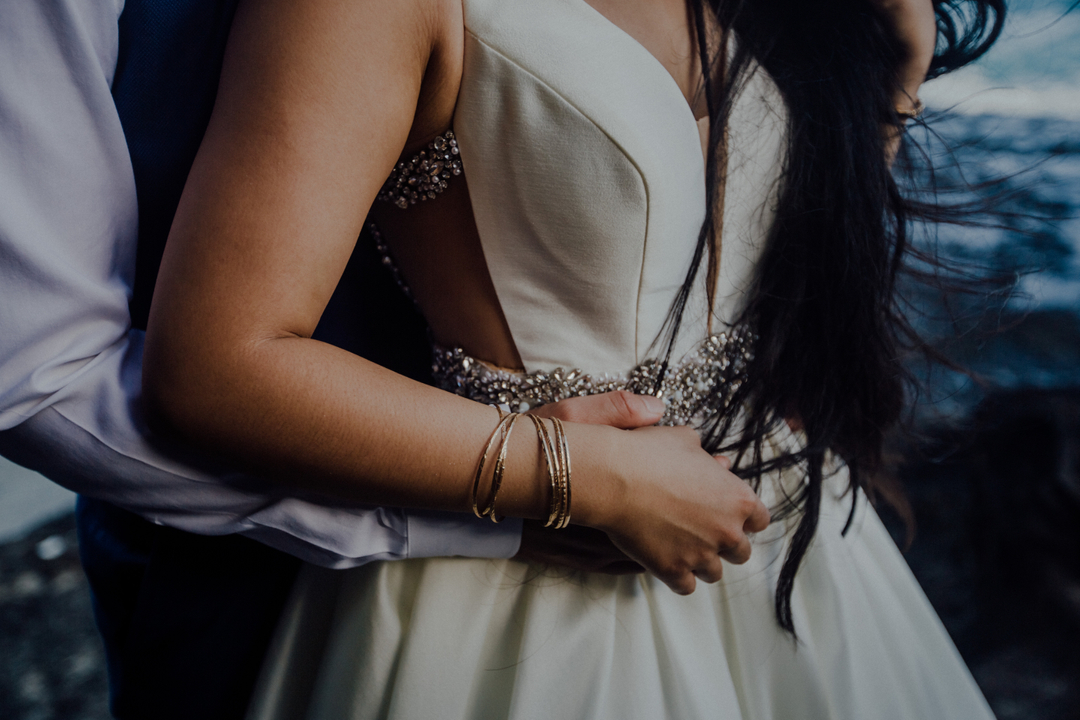 VidaChicEvents's tweet photo. Forever in his arms 💕

Photo by @lauriekjensen

#OahuWeddingPlanner #VidaChicEvents #HawaiiWedding #DestinationWedding #HonoluluWedding #OahuWedding #WeddingPhotography #WeddingTips #BridalTips #EliteWeddings #DIYBrides #WeddingHelp #LuxeWeddings #BeachWedding #TropicalWedding https://t.co/NfWMZzJ6Vy