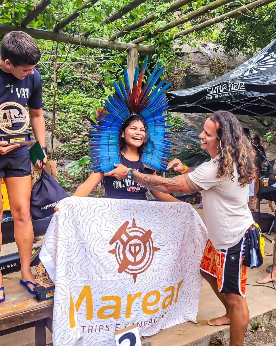 A parente Nanda Baniwa é atleta de Va’a (canoa polinésia) e se classificou para o TE AITO, maior competição individual de canoagem, que vai acontecer no Taiti. Ela é a primeira indígena da América Latina a participar e criou essa vaquinha: vakinha.com.br/vaquinha/do-ri…