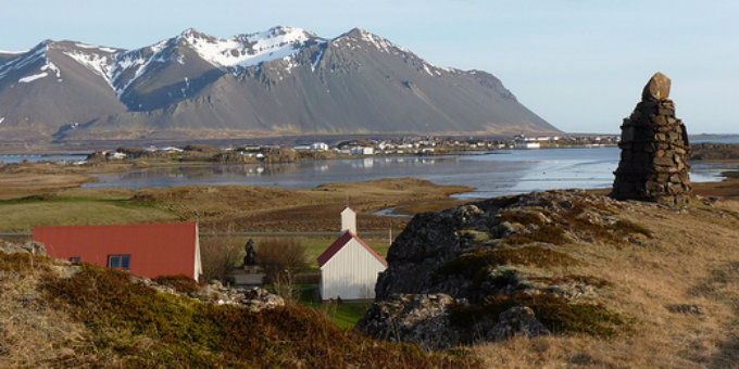Totaliceland's tweet photo. Every place here has a remarkable story #Borgarnes #Islande #Iceland #Icelandmyths
https://t.co/M8nbe9qUDi https://t.co/vBiyAD8Zi7