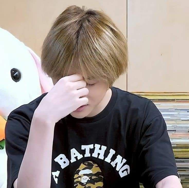 yjunstuffj's tweet image. Uma ser humana de Deus me perguntou o porquê que eu não gostei dele olha os argumentos " aí ele não tem talento e também é muito feinho" eu tenho vontade de voltar no tempo e dar na minha cara