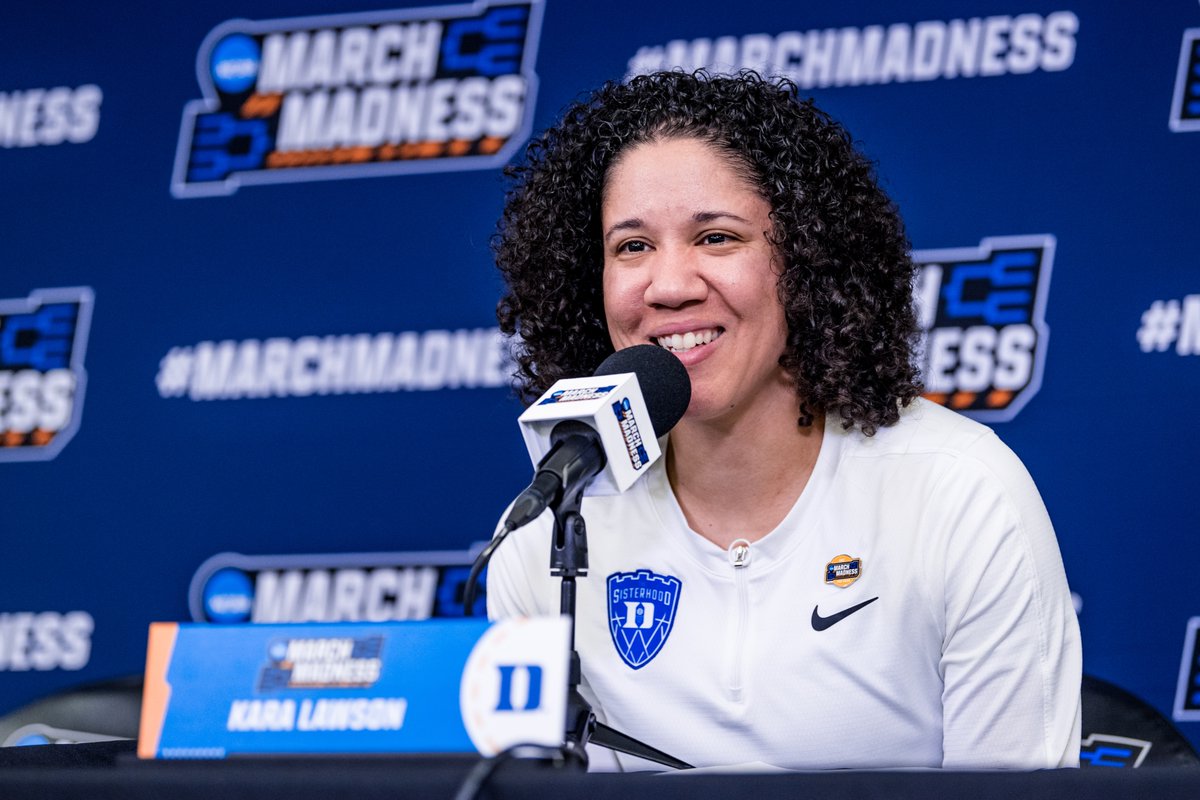 DukeWBB's tweet photo. Kara: "The most sustainable source of motivation is proving people right. More than proving people wrong. People that believe in you, the people you play with, your family, your friends, there is a lot to prove them right about their belief in you and what you can do." https://t.co/6oaLPlWyXZ