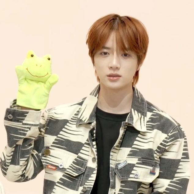 yjunstuffj's tweet image. Eu vi o perfil de todos para ver se eu me identificava com algum E adivinha só logo aquele que eu excluir se encaixava perfeitamente em mim aí que a história fica mais um pouquinho emocionante